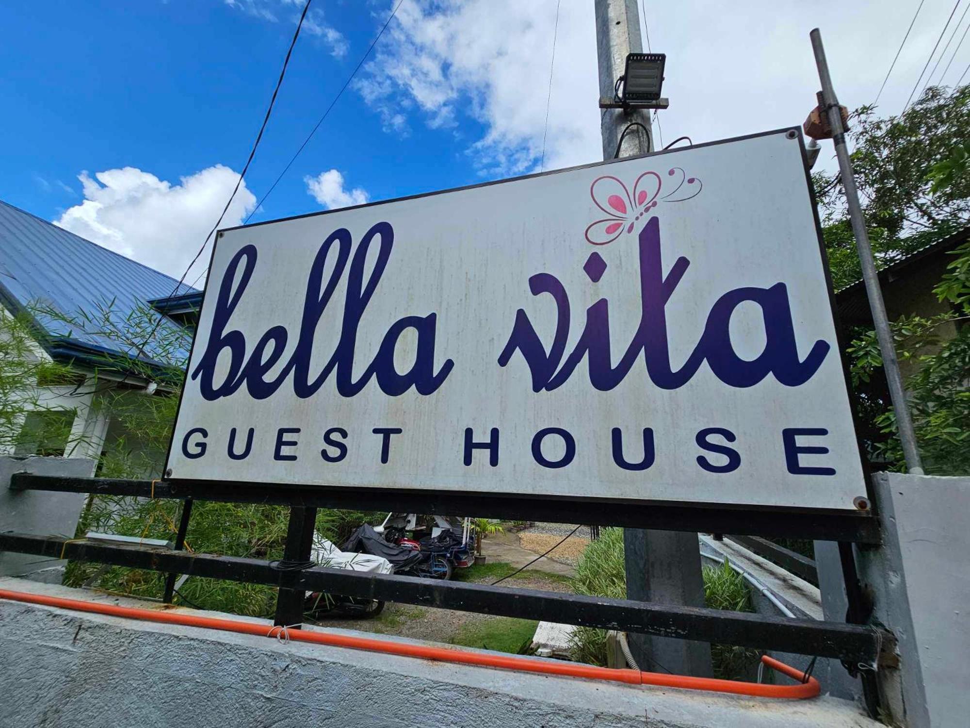 Bella Vita Guest House Coron Exterior photo