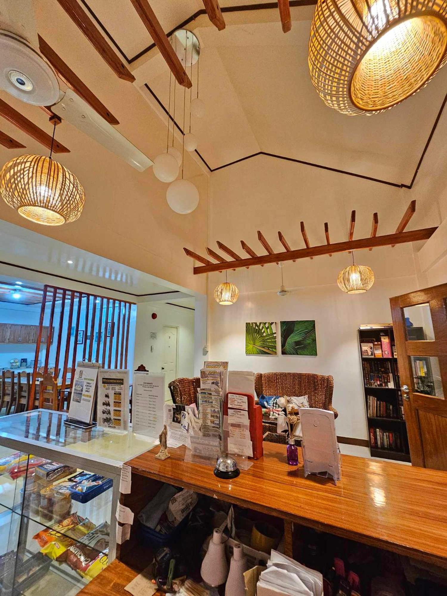 Bella Vita Guest House Coron Exterior photo