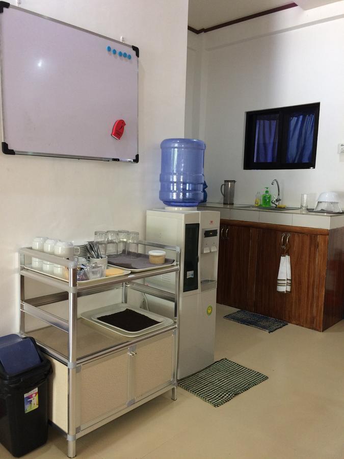 Bella Vita Guest House Coron Exterior photo
